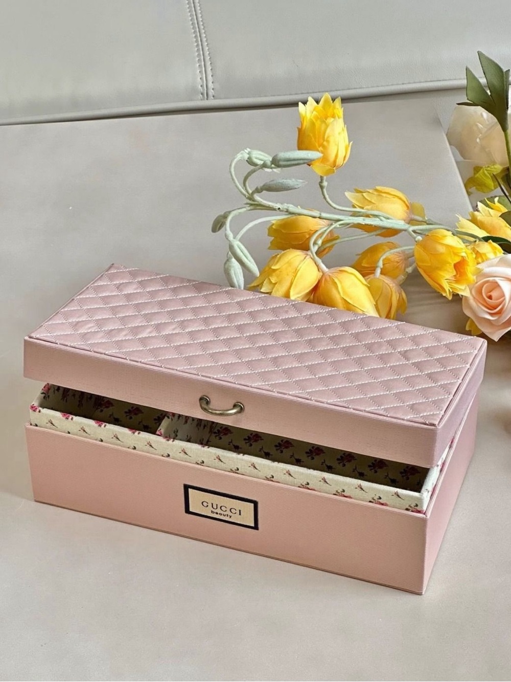 GWP Gucci suede soft pink jewelry box